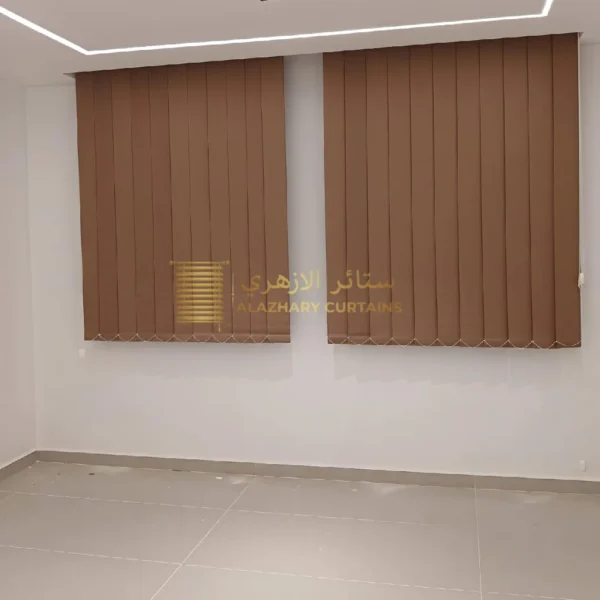 ستارة رأسية PVC عملية