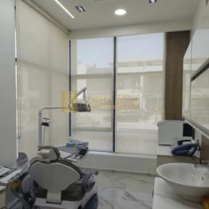 صن سكرين فاخر للمكاتب والشركات
